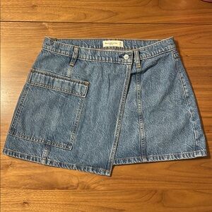 Abercrombie & Fitch Asymmetrical Wrap Denim Mini Skirt High Rise Size 30